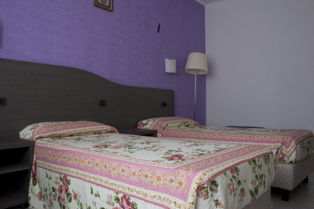 Hotel Renato Sesto San Giovanni Luaran gambar