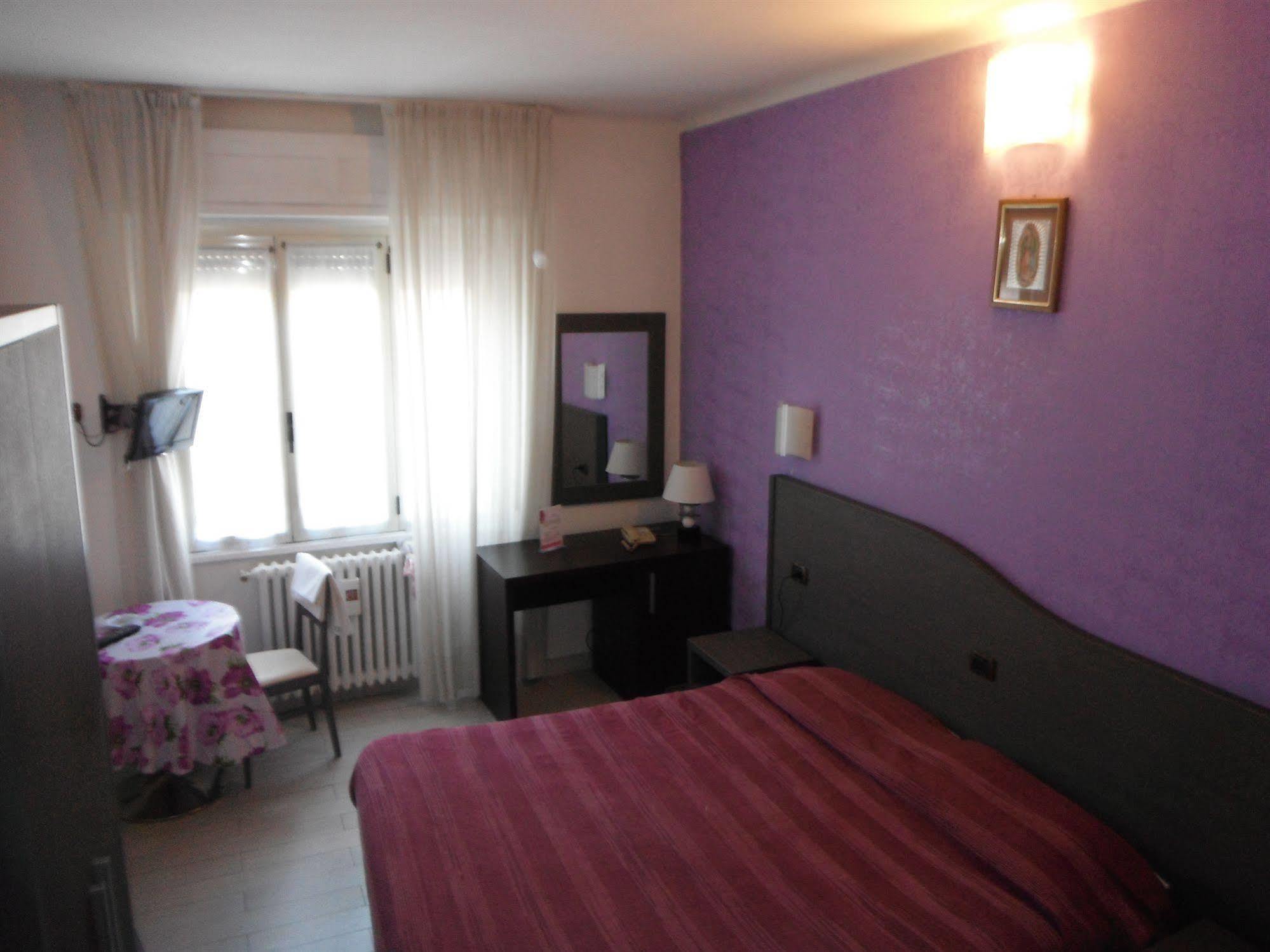 Hotel Renato Sesto San Giovanni Luaran gambar