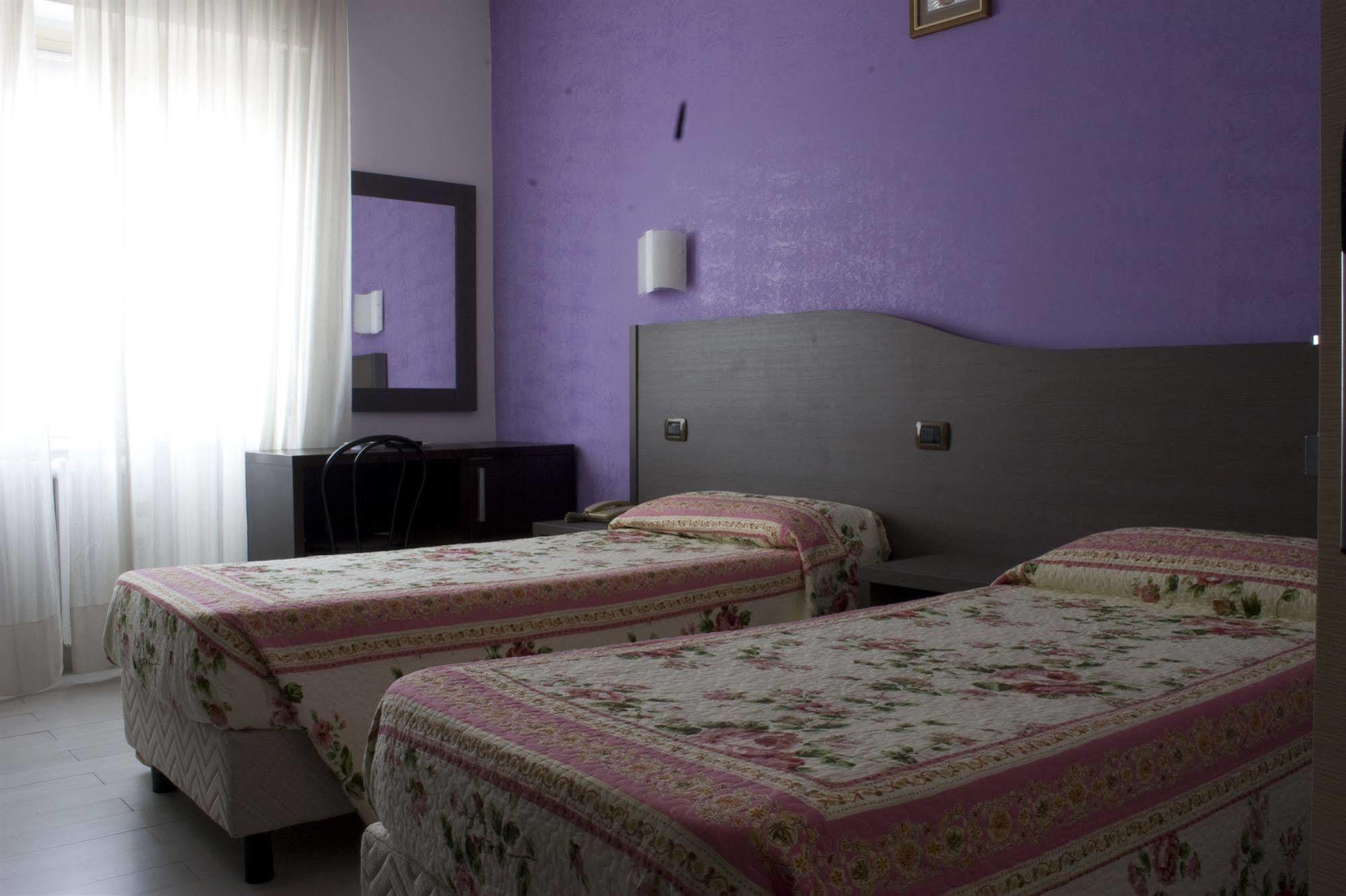 Hotel Renato Sesto San Giovanni Luaran gambar